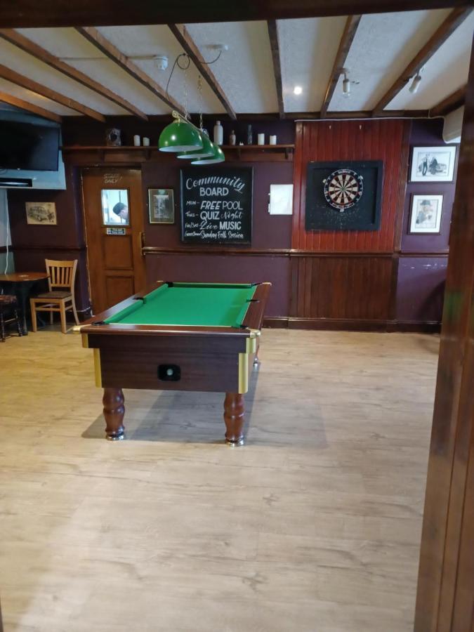 Twa Dogs Inn Keswick  Exterior photo